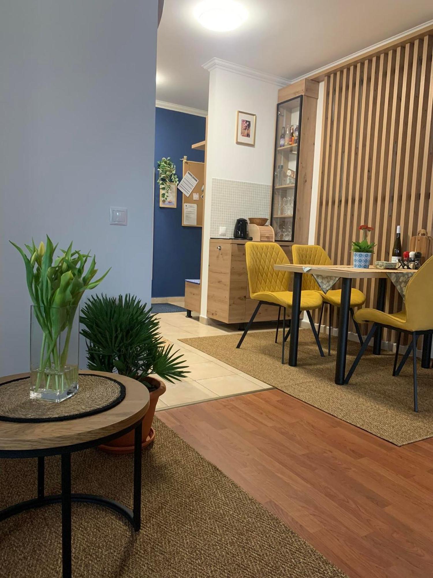 Sovirag Apartman เอ็กแกร์ซาโลก ภายนอก รูปภาพ